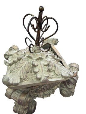 Decorative Cast Metal Tissue Box Holder With‎ Ornate Scroll Design & Lid